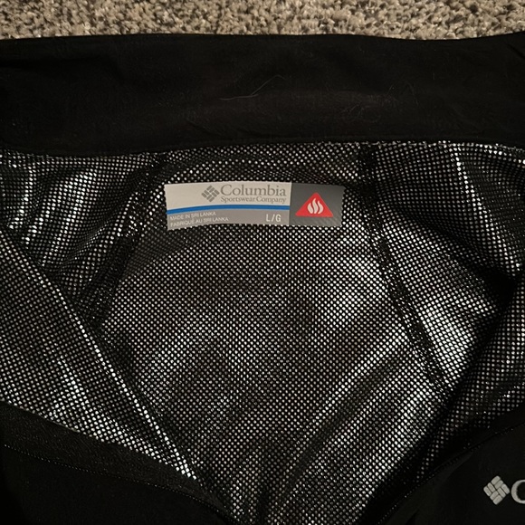 Columbia size large - Picture 2 of 2